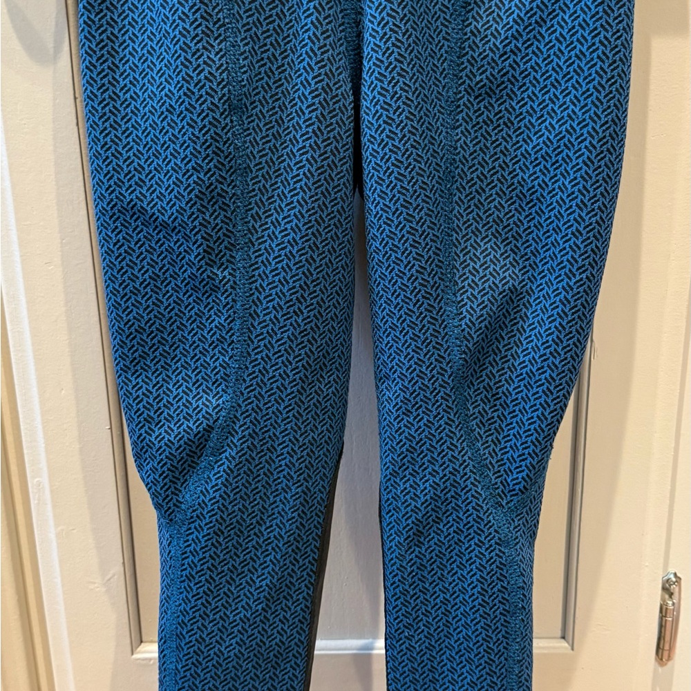 Kerrits Blue Horse Back Riding Leggings w/thermal lining and knee patch